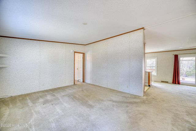 876 Mcclammy Road, Hampstead, NC 28443