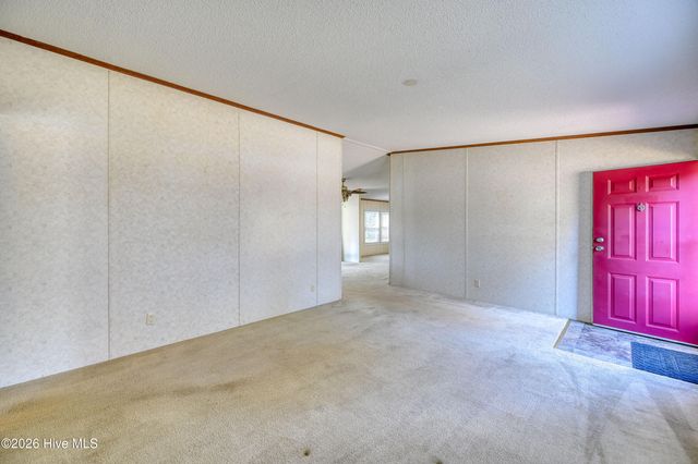 876 Mcclammy Road, Hampstead, NC 28443