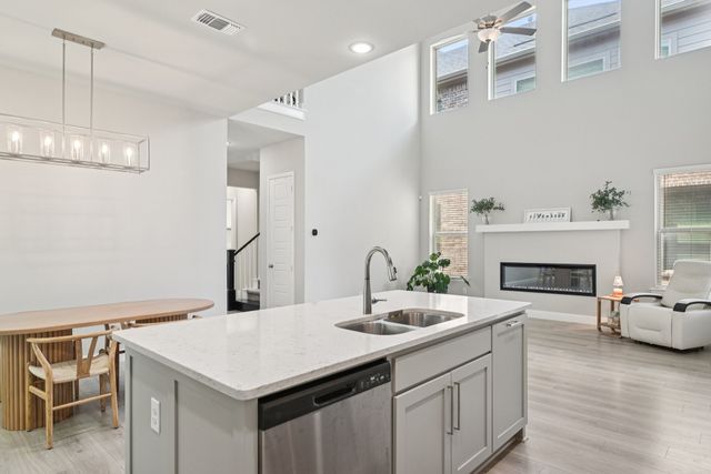 1919 Clinesmith Drive, Farmers Branch, TX 75234