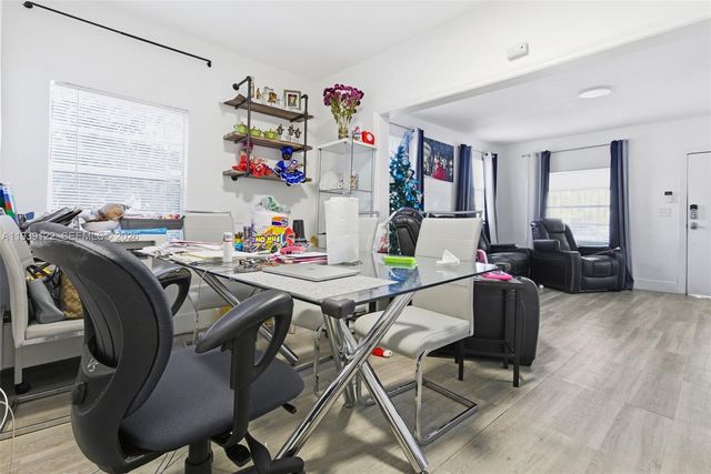 2142 NW 33rd St, Miami, FL 33142