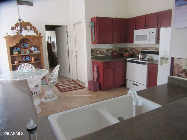 6361 S PEBBLE BEACH Drive, Chandler, AZ 85249