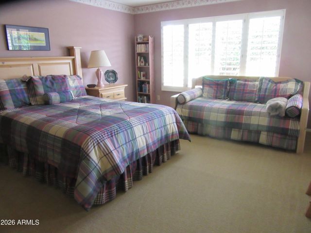 6361 S PEBBLE BEACH Drive, Chandler, AZ 85249