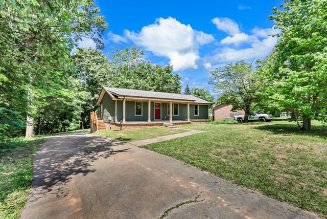 514 Lisa Ct, Clarksville, TN 37043