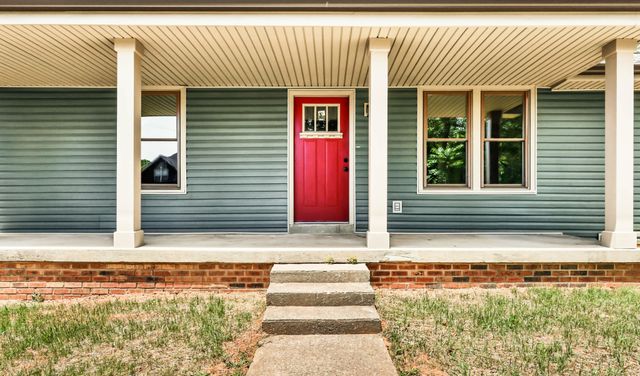514 Lisa Ct, Clarksville, TN 37043