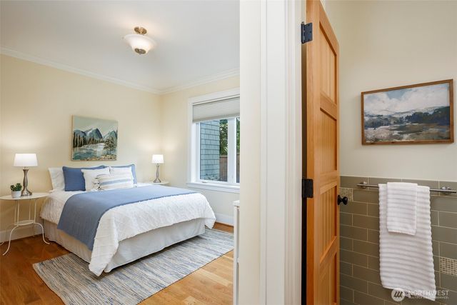 11715 4th Avenue NW, Seattle, WA 98177