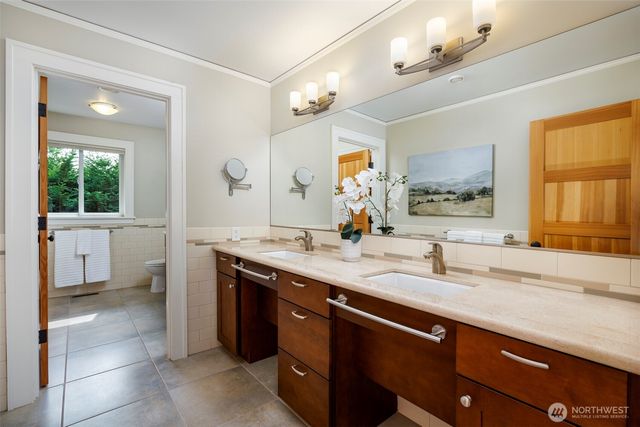 11715 4th Avenue NW, Seattle, WA 98177