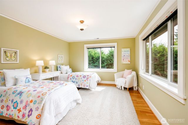 11715 4th Avenue NW, Seattle, WA 98177