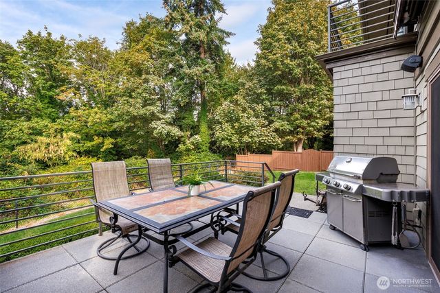 11715 4th Avenue NW, Seattle, WA 98177