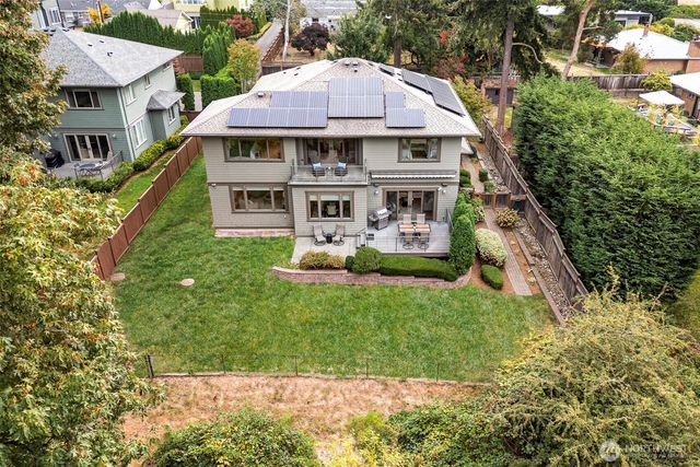 11715 4th Avenue NW, Seattle, WA 98177