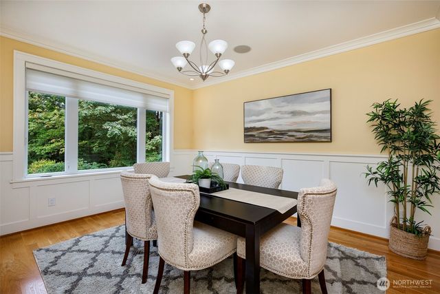 11715 4th Avenue NW, Seattle, WA 98177