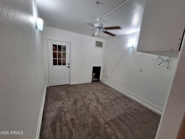 2670 S VOYAGER Drive 101, Gilbert, AZ 85295