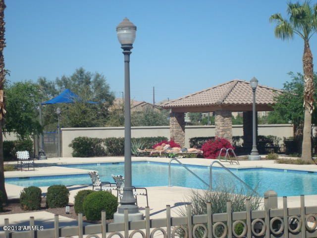 2670 S VOYAGER Drive 101, Gilbert, AZ 85295