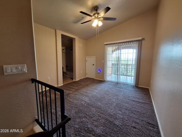 2670 S VOYAGER Drive 101, Gilbert, AZ 85295