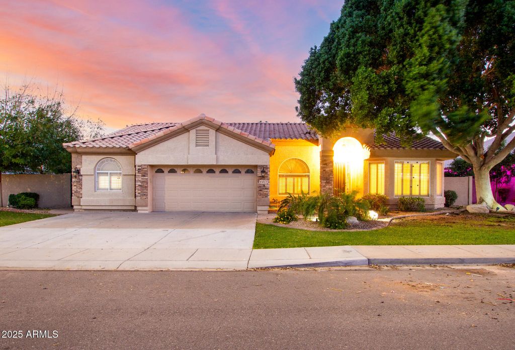 6401 W ORCHID Lane, Chandler, AZ 85226