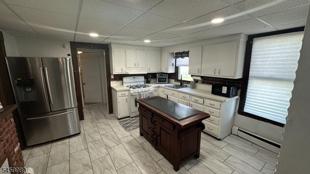 111 Summit Ave, North Plainfield Boro, NJ 07060 — photo 5