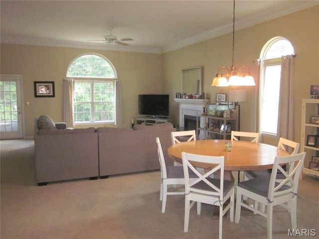 1327 Eagles Way Court, Hazelwood, MO 63042