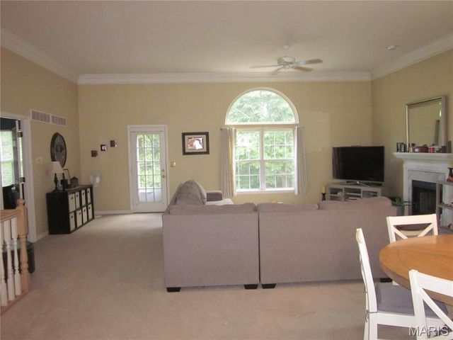 1327 Eagles Way Court, Hazelwood, MO 63042