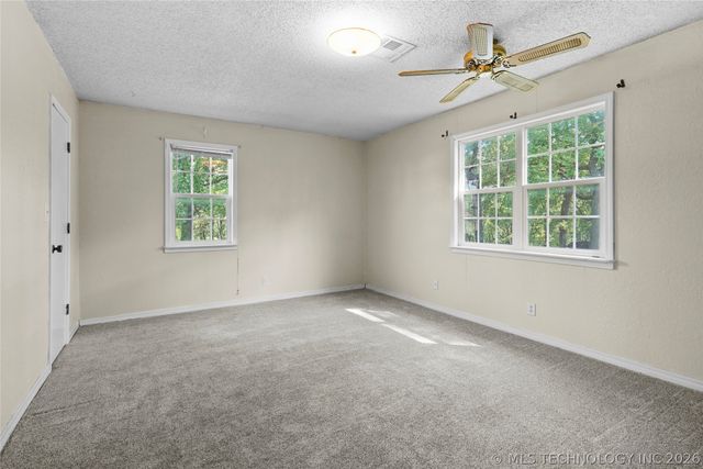 27208 E 41st Street S, Broken Arrow, OK 74014