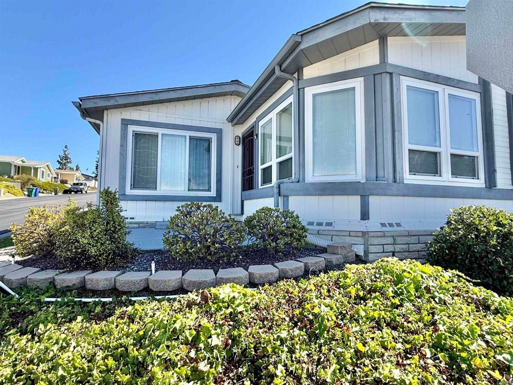 2299 Lindsay Drive, Carlsbad, CA 92008 — photo 3