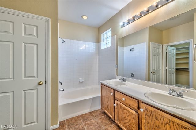 6236 Huntington Ridge Avenue, Las Vegas, NV 89139