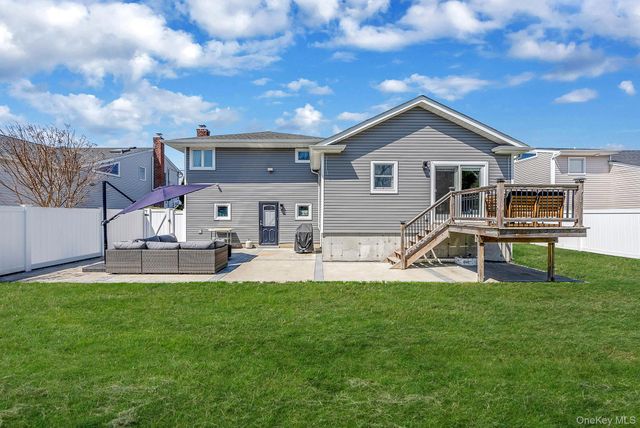 2518 Horace Court, Bellmore, NY 11710