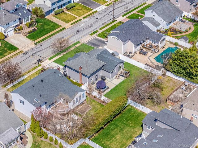 2518 Horace Court, Bellmore, NY 11710