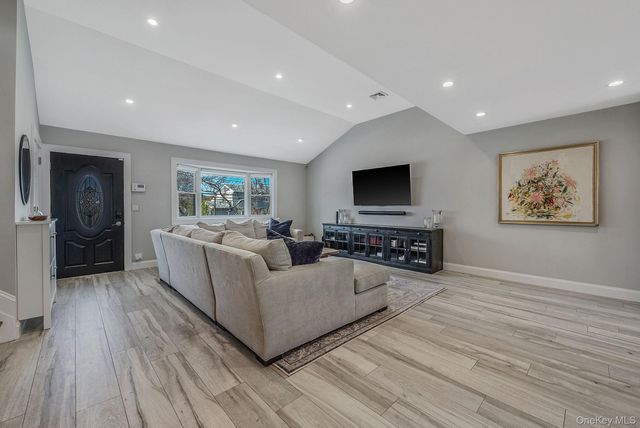 2518 Horace Court, Bellmore, NY 11710