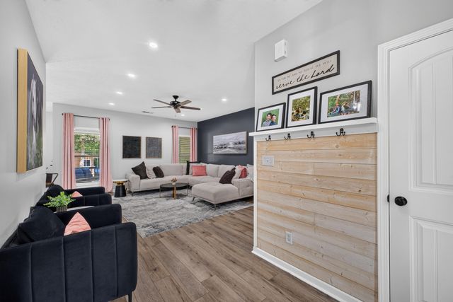 355 Foxchase Circle, North Augusta, SC 29860