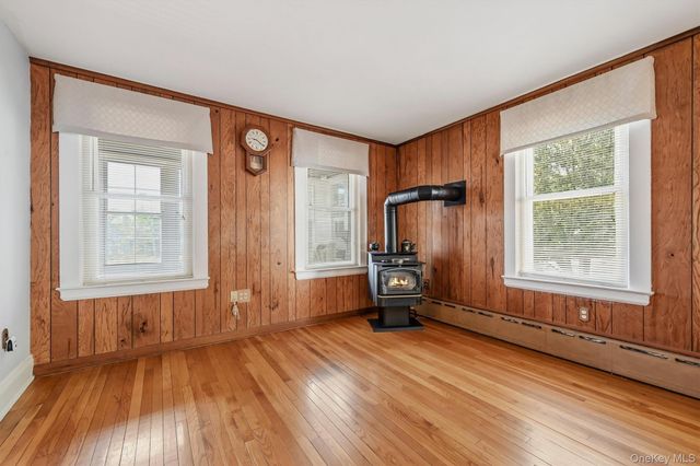 27 Free Hill Road, Tomkins Cove, NY 10986