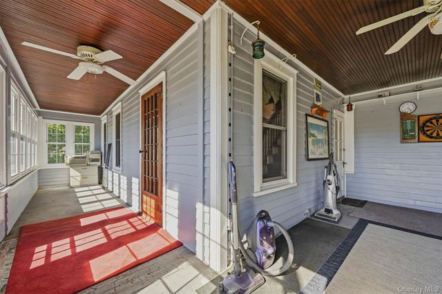 27 Free Hill Road, Tomkins Cove, NY 10986
