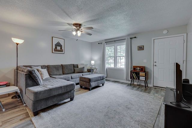 128 Keltner Circle, Spartanburg, SC 29302