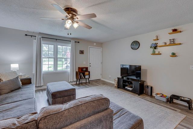 128 Keltner Circle, Spartanburg, SC 29302