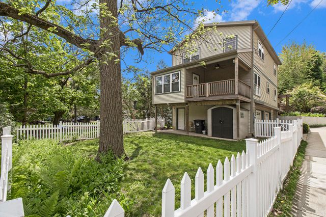 916 Brooks Street, Ann Arbor, MI 48103