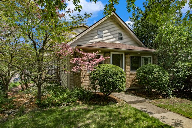 916 Brooks Street, Ann Arbor, MI 48103