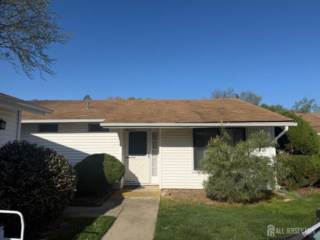 69-C Picea Plaza, Monroe, NJ 08831