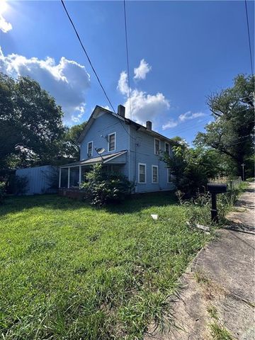 3402 Maple Road SE, Lindale, GA 30147