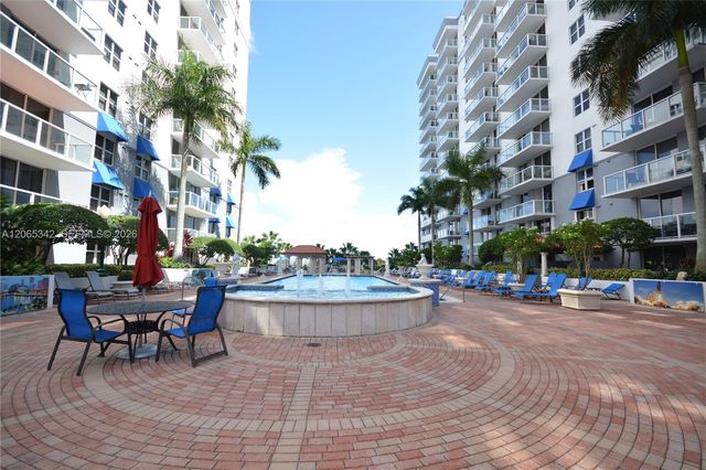 5091 NW 7th Street 1007, Miami, FL 33126