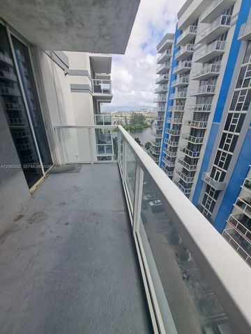 5091 NW 7th Street 1007, Miami, FL 33126