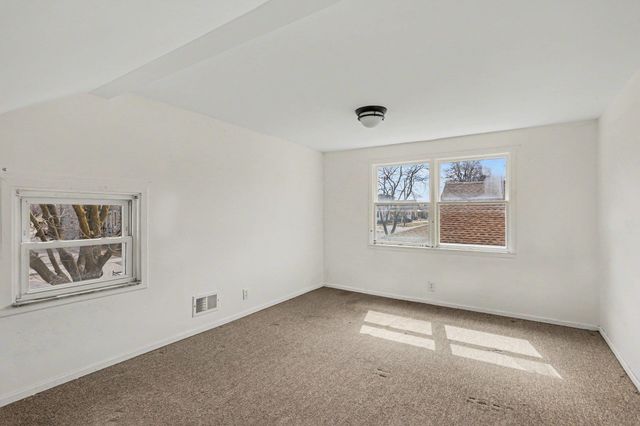 1804 S Kiesel Street, Bay City, MI 48706