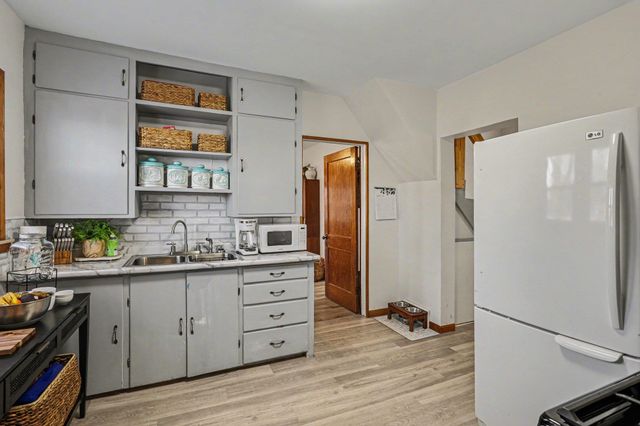 1804 S Kiesel Street, Bay City, MI 48706