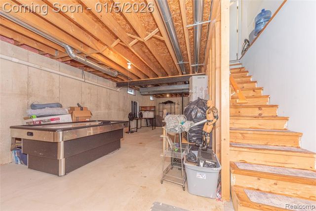 2526 Marchar Drive, Wolverine Lake, MI 48390