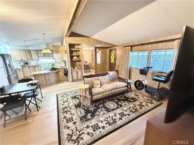 1456 Philadelphia 427, Ontario, CA 91761