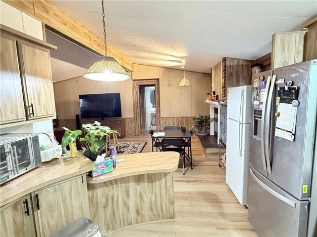 1456 Philadelphia 427, Ontario, CA 91761