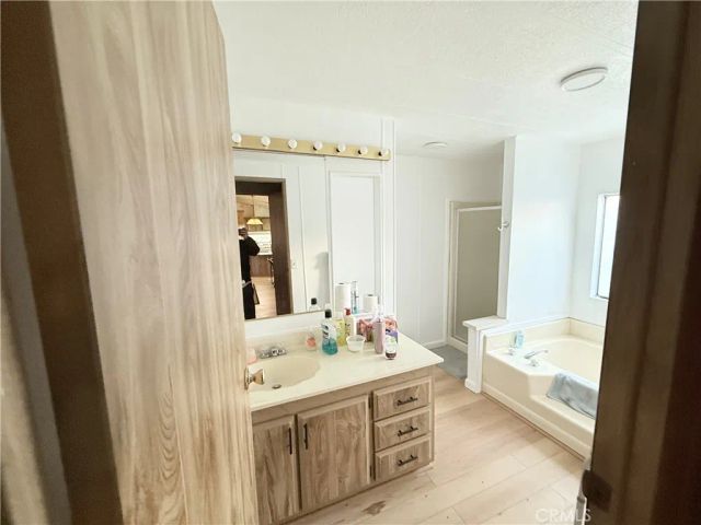 1456 Philadelphia 427, Ontario, CA 91761