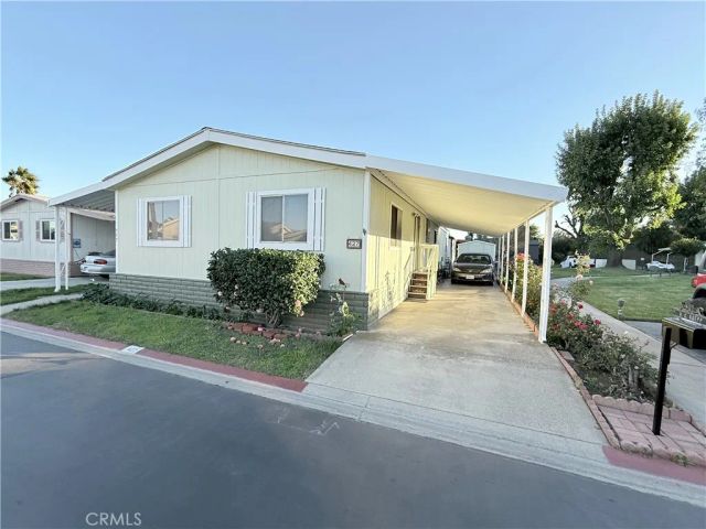 1456 Philadelphia 427, Ontario, CA 91761