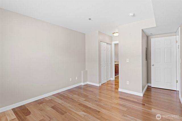 901 E Marine View Drive #201, Everett, WA 98201