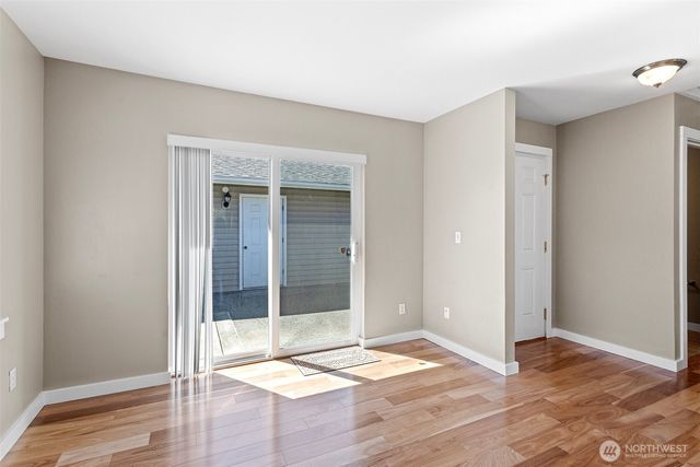 901 E Marine View Drive #201, Everett, WA 98201
