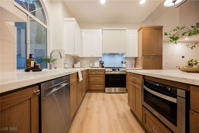 3001 Bridge Creek Street, Las Vegas, NV 89117