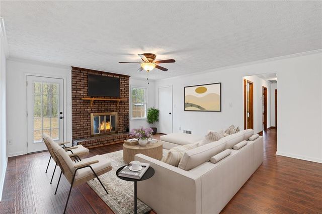 2293 Hidden Lane, Snellville, GA 30078