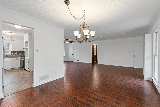 2293 Hidden Lane, Snellville, GA 30078